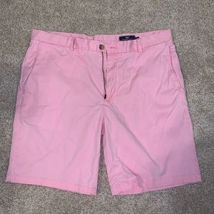 Vineyard Vines Men Shorts